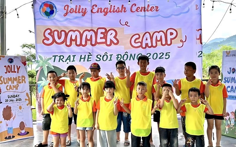 Trung tâm Ngoại ngữ Jolly Tuyên Quang