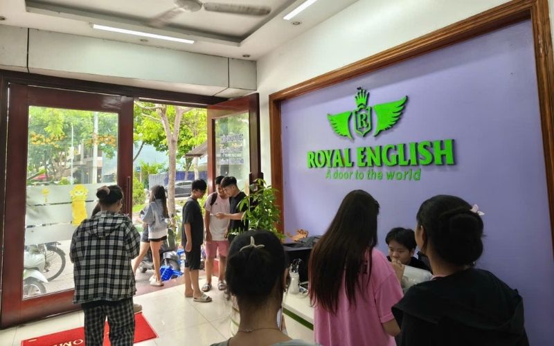 Trung tâm Ngoại ngữ Royal English Hải Phòng