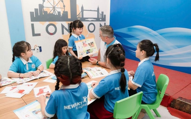 Trung tâm Anh ngữ NewSky Quảng Trị