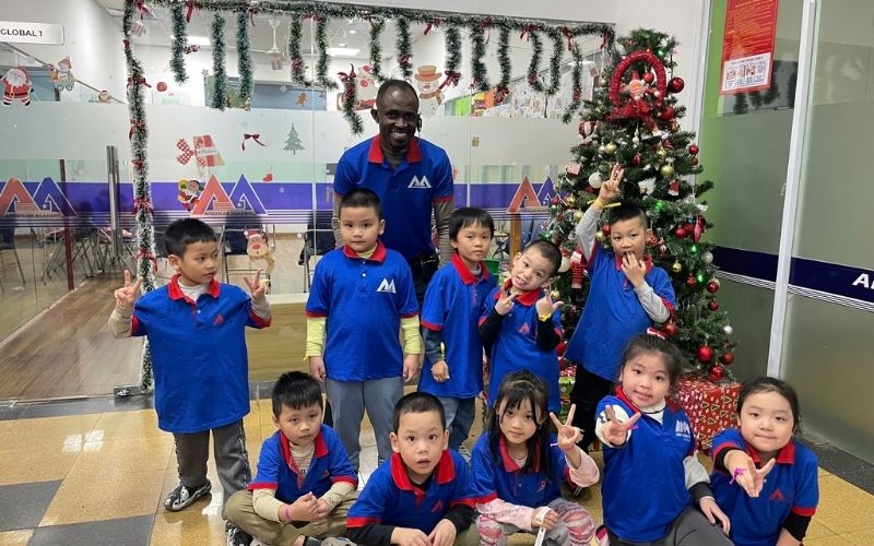 Trung tâm Anh ngữ American Academy Thanh Hoá